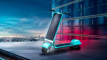 Le scooter électrique alimenté par l'énergie solaire peut se passer de recharge électrique
