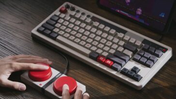 É um apaixonado pelo mundo NES? Vai querer ter este teclado