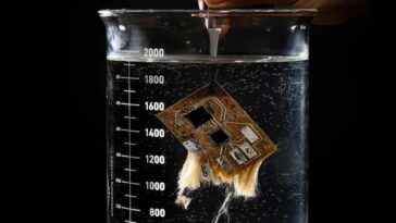 Circuits imprimés qui se dissolvent dans l'eau - la solution pour réduire votre empreinte carbone