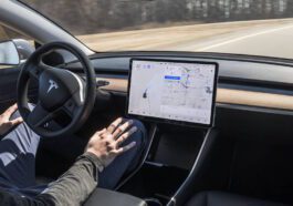 Tesla fait l'objet d'une enquête pour avoir perdu le contrôle de la conduite des modèles 3 et Y