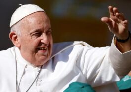 Le pape met en garde contre les dangers possibles de l'intelligence artificielle