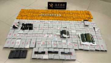Les douanes chinoises saisissent des centaines de processeurs, SSD et RAM Intel