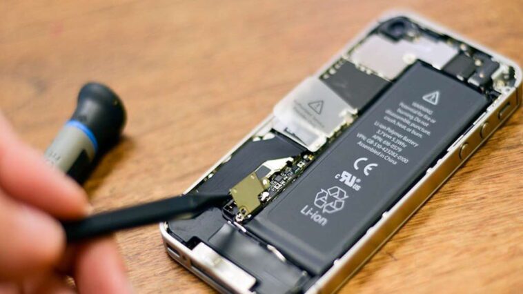 5 raisons pour lesquelles les batteries amovibles pour téléphones portables devraient faire leur grand retour