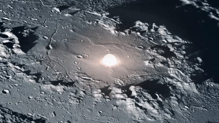 Ilustração do local de impacto da sonda da Rússia Luna 25 que se despenhou na Lua