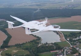 L'aviation franchit un grand pas : le premier vol d'un avion électrique utilisant de l'hydrogène liquide