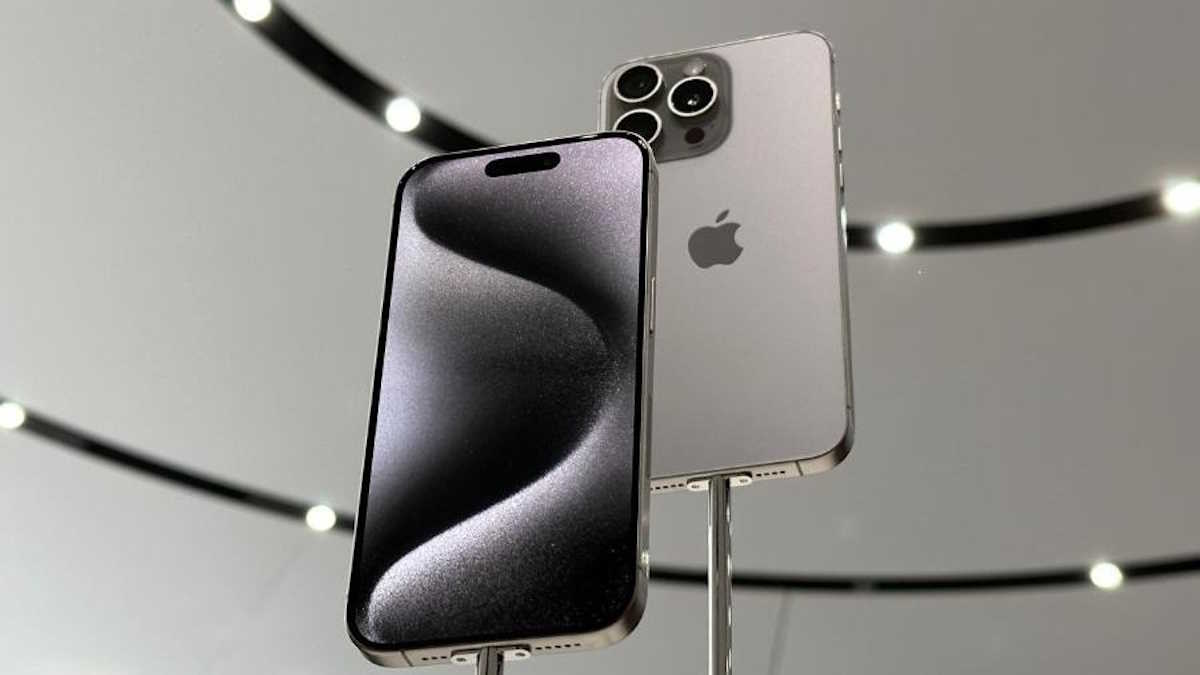 iPhone 15 Pro Apple 5G modem