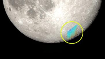 Ilustração so local onde foi detetada água na Lua