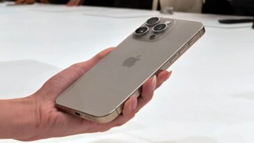 Imagem iPhone 15 com porta USB-C