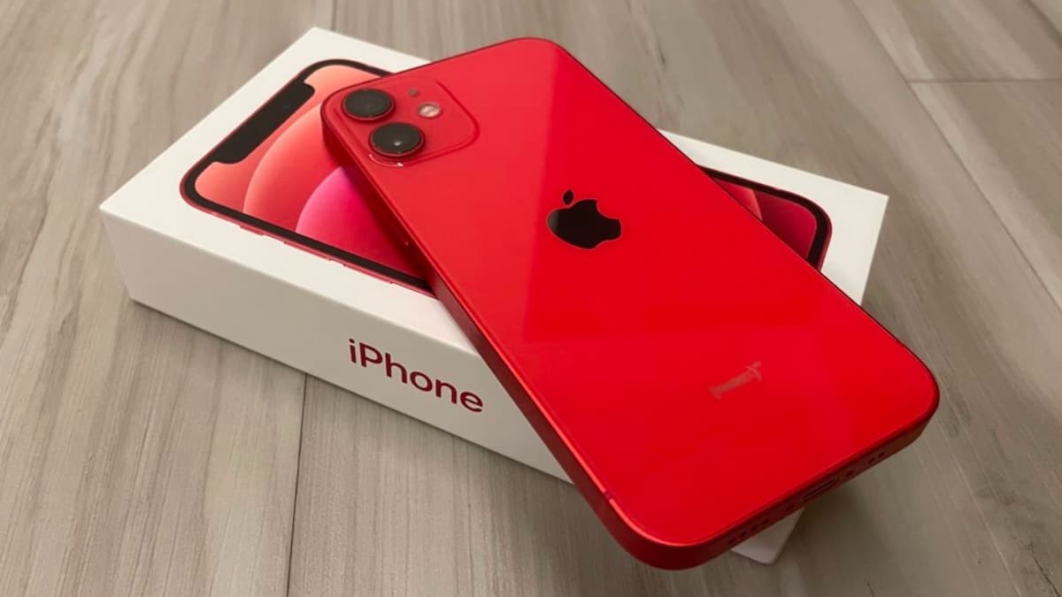Imagem iPhone 12 Red
