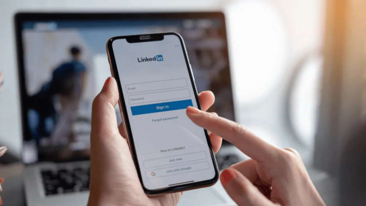 LinkedIn présente de nouveaux outils basés sur l'IA. Et ce n'est que le début 3 1696511404 954 LinkedIn presente de nouveaux outils bases sur lIA Et ce