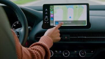 Imagem Honda com Apple CarPlay com abertura da garagem