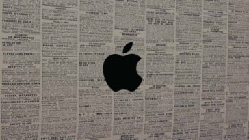 Apple está alegadamente a procurar associar-se a editores de notícias para treinar a sua IA