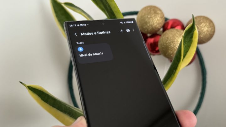 Astuce : Faites parler votre Samsung lorsque sa batterie est faible 2 Image de l'option Modes et Routines sur les smartphones Samsung