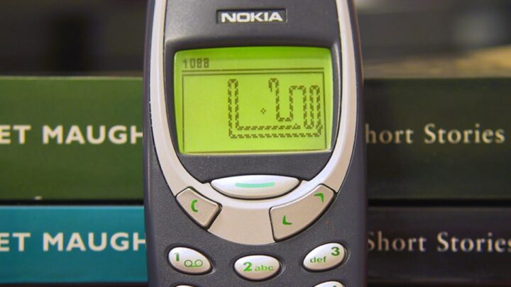 Pourquoi les jeunes américains ne veulent-ils pas de WhatsApp et utilisent-ils iMessage d'Apple ? 3 Image Nokia 3310 avec le jeu du serpent