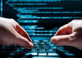 Un chercheur en sécurité accusé d'avoir escroqué Apple de plus de 2,5 millions de dollars, l'entreprise le remercie deux semaines plus tard 84 Security researcher charged with defrauding Apple out of more than $2.5 million, company thanks him two weeks later
