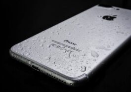Apple advises against using rice to dry wet iPhones, offers better tips