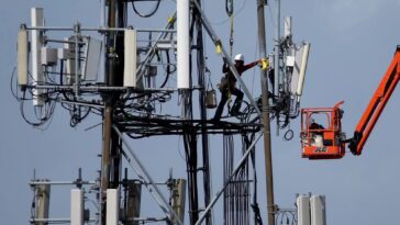 AT&T wireless service outage is impacting many US customers