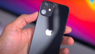 La FCC interdit les appels automatisés de clonage vocal après que la voix générée par l'IA ait prétendu être le président Biden