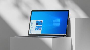 Developer sets new record by installing Windows 10 in 104 seconds