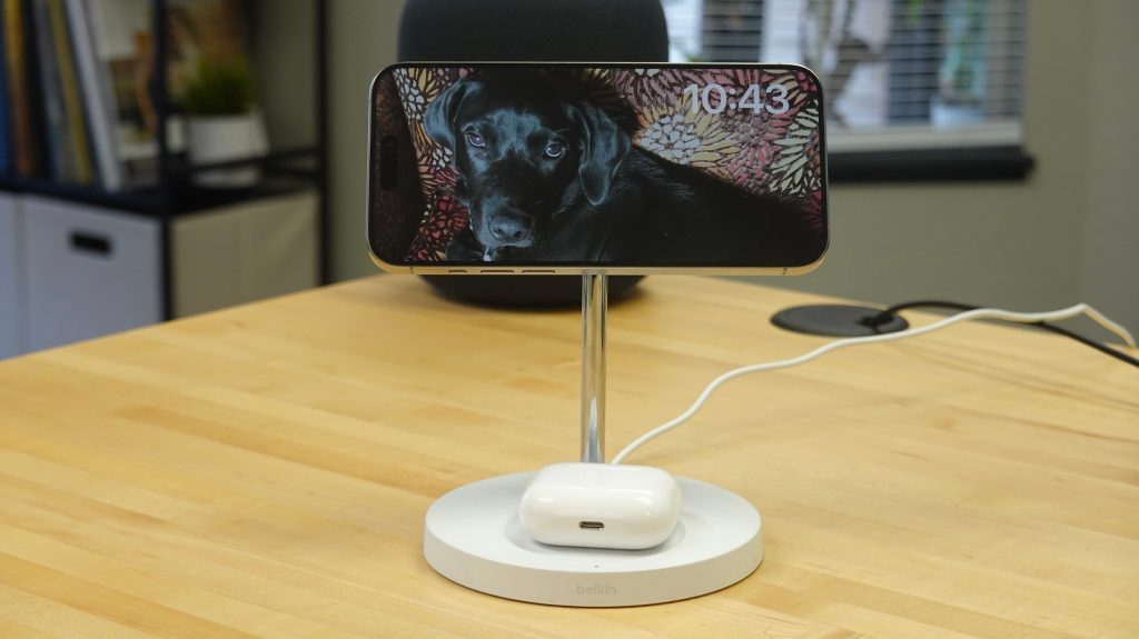 Le meilleur MagSafe signifie iPhone et StandBy