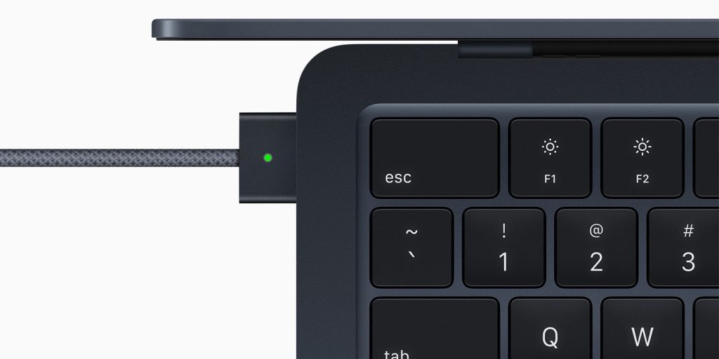 Les nouveaux MacBook Air M3 d'Apple à partir de 1 049 $, le MacBook Pro M3 à 300 $ de réduction, plus de Mac à partir de 899 $ 3 marché mondial des PC | MacBook Air M2 présenté à minuit
