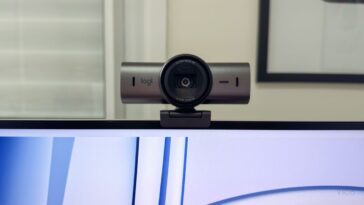 Pratique : webcam Logitech MX Brio 4K – Comment se compare-t-elle à la caméra du MacBook ?