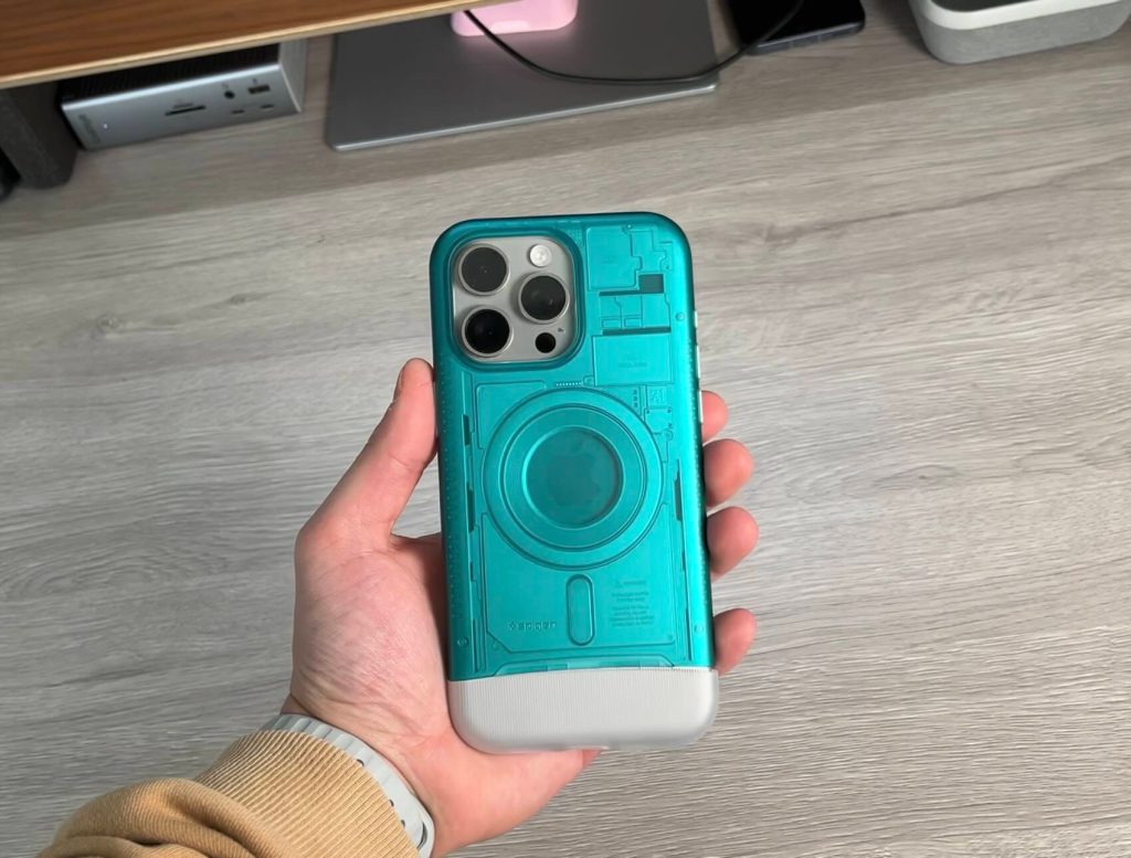 1710344409 782 Ameliorez votre experience iPhone 1515 Pro avec ces 11 accessoires