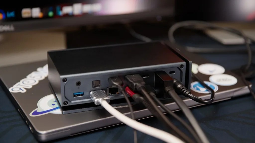 Élégant, doté de ports et de puissance : iVANKY FusionDock Max 1 est la meilleure station d'accueil pour MacBook 3 Elegant dote de ports et de puissance iVANKY FusionDock
