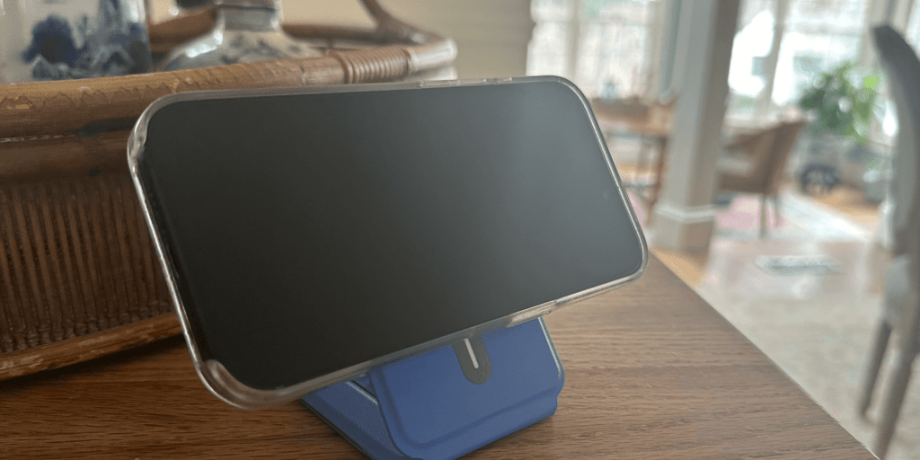 MagSafe Monday : MOFT Phone TriPod est la station d'accueil compatible MagSafe de voyage idéale 2 Trépied de téléphone MOFT