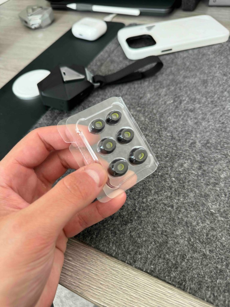 1714923605 734 Ameliorez vos AirPods avec ces accessoires essentiels Video