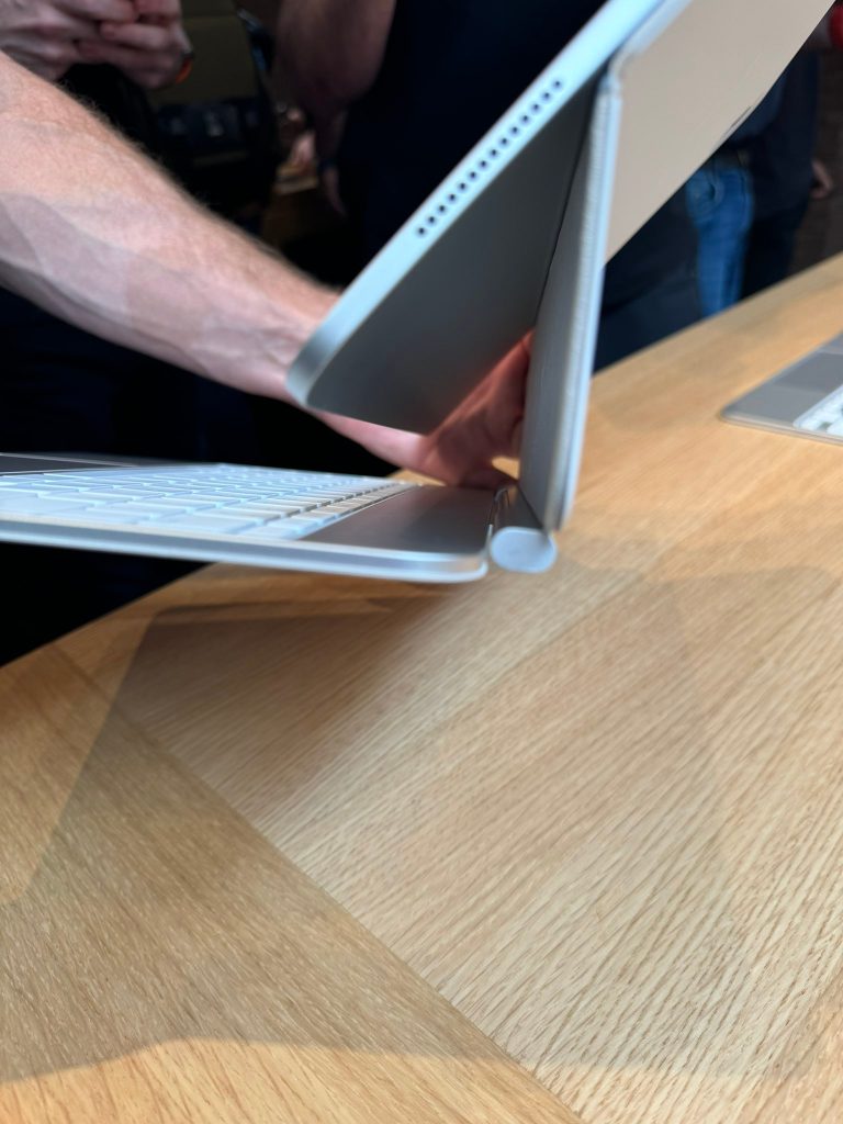 1715097610 276 Roundup pratique avec le nouvel iPad Pro M4 et le