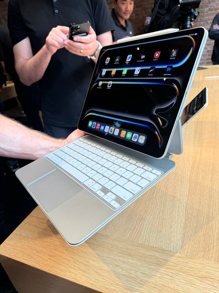 1715097610 692 Roundup pratique avec le nouvel iPad Pro M4 et le