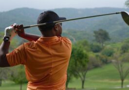 La fonctionnalité de golf de l’Apple Watch mise en avant par Apple, dix ans après