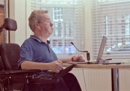 Les fonctionnalités d'accessibilité d'iOS 18 saluées comme ayant changé la vie par un militant en faveur du handicap