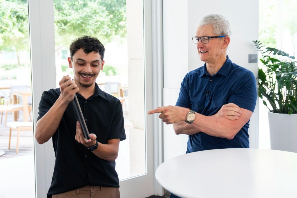 1717976406 775 Apple surprend les gagnants du Swift Student Challenge avec une.webp