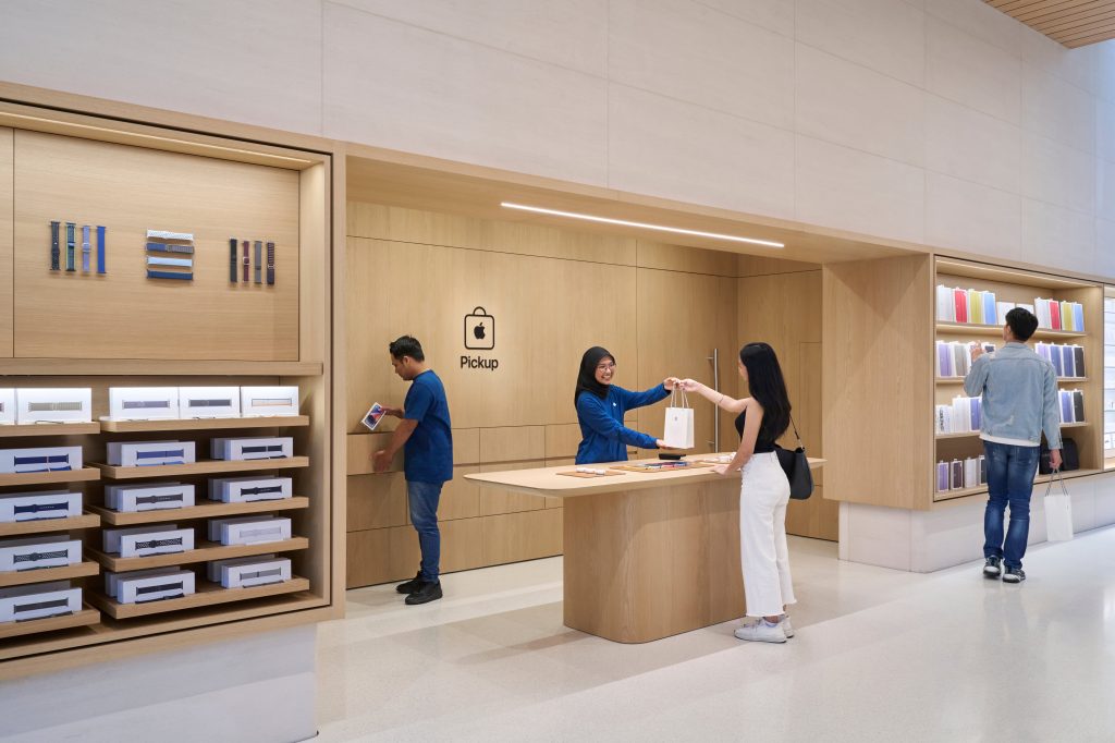 1718881205 114 LApple Store TRX de Kuala Lumpur a lair aussi cool