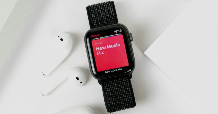 Apple domine toujours le marché des wearables, malgré des ventes en chute libre 1 Apple domine toujours le marché des wearables, malgré des ventes en chute libre