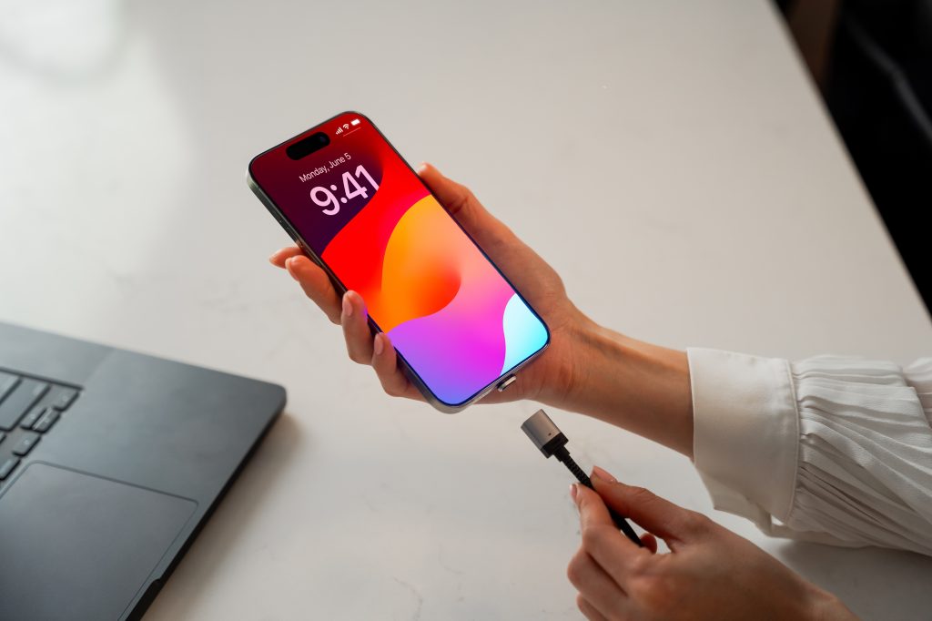 Connect Pro le premier cable USB magnetique de 100 W