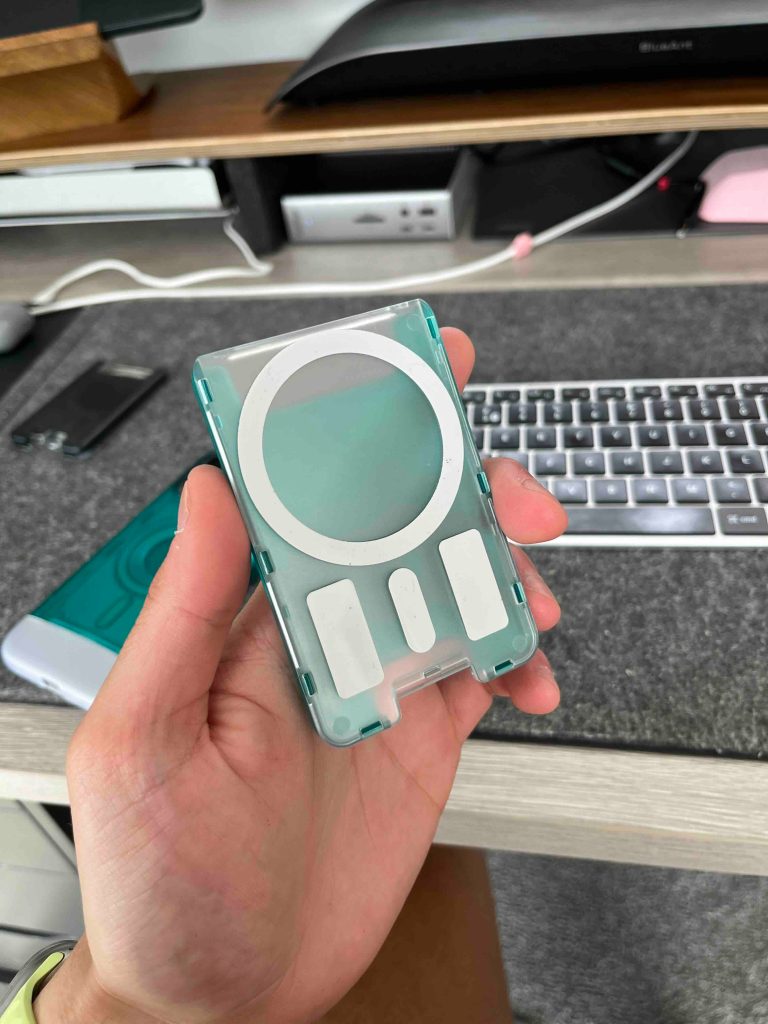 1720190405 183 Ajoutez de lutilite a votre iPhone avec ces accessoires uniques