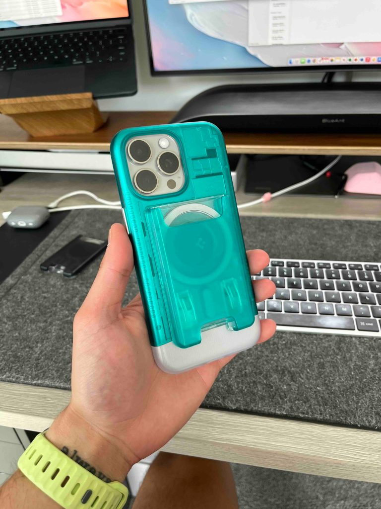 1720190405 304 Ajoutez de lutilite a votre iPhone avec ces accessoires uniques