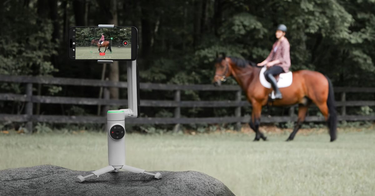 Prise en main d'Insta360 Flow Pro : le premier stabilisateur pour iPhone compatible avec DockKit d'Apple