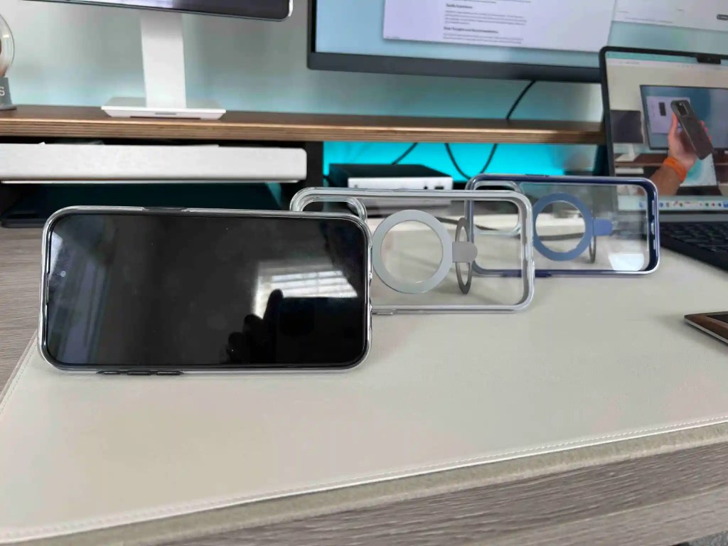 Ajoutez de lutilite a votre iPhone avec ces accessoires uniques.webp