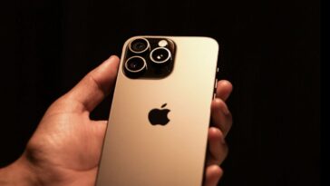Apple s'attend à ce que les fonctionnalités d'IA augmentent les ventes d'iPhone 16 de 10 millions d'unités