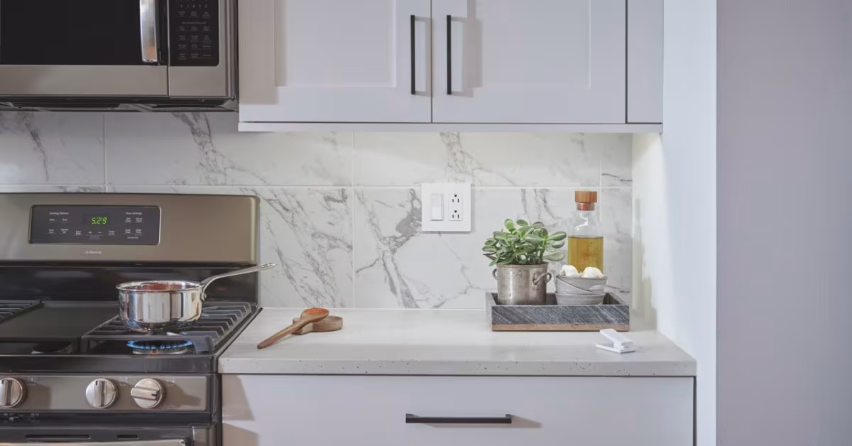Lutron élargit sa gamme Caséta avec le variateur intelligent Diva ELV+ et les nouvelles couleurs de télécommande Pico Paddle
