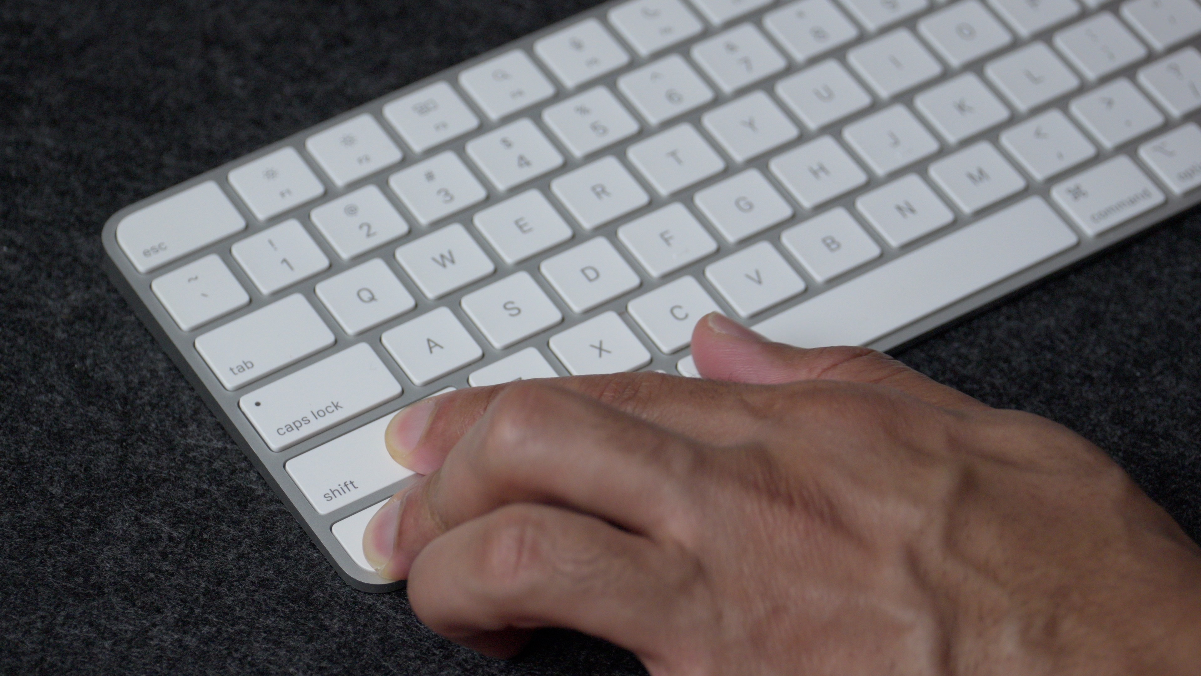 Windows 11 sur Mac avec VMware Fusion Pro gratuit - Commande Shift+F10