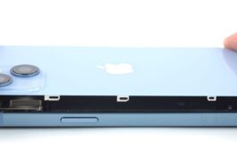 PSA: Apple trade-in will value your iPhone at $0 if it has any damage