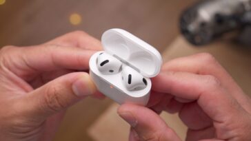 AirPods 4 teardown reveals minor changes, no improvements to repairability