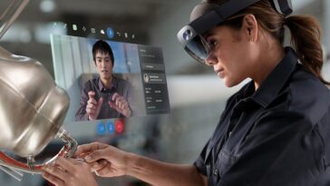 Microsoft discontinues HoloLens 2 with no plans to introduce a replacement