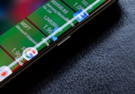 Apple wanted the iPhone 18 to be that ‘single slab of glass’ but it looks unlikely