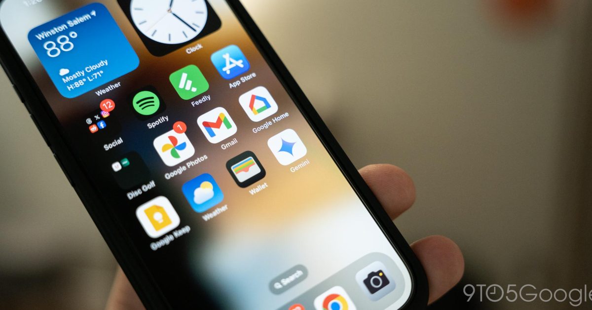 Gemini app on iPhone update adds model picker for 2.0 Flash